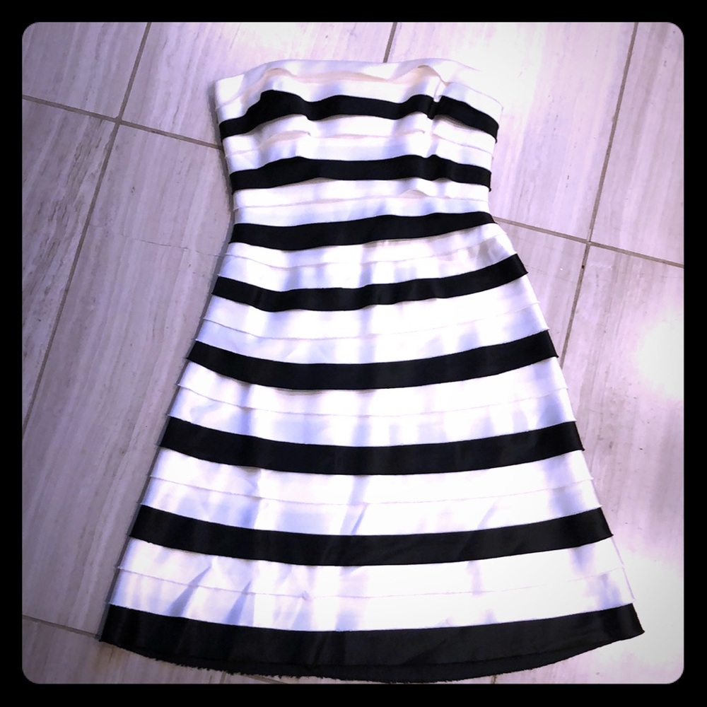 BCBG layered black & white strapless dress - Picture 2 of 8
